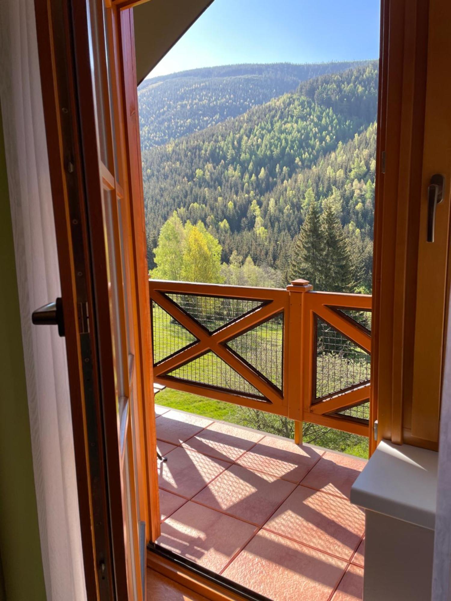 Hotel Zatisi Špindlerŭv Mlýn Exterior foto
